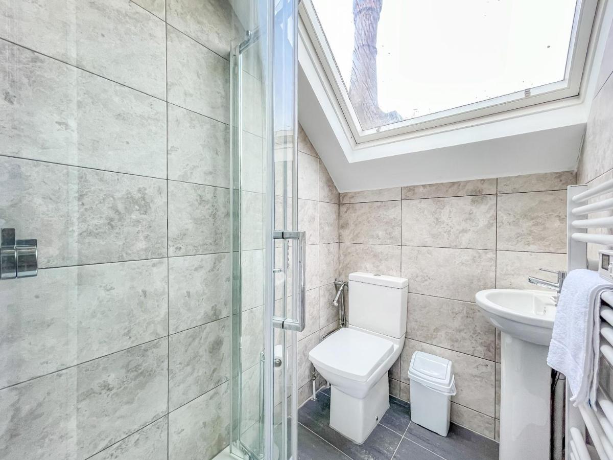*Rd9Bc* For Your Most Relaxed & Cosy Stay + Free Parking + Free Fast Wifi * Leeds  Exteriör bild