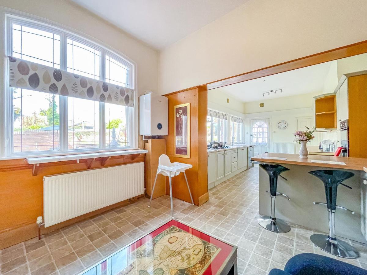 *Rd9Bc* For Your Most Relaxed & Cosy Stay + Free Parking + Free Fast Wifi * Leeds  Exteriör bild
